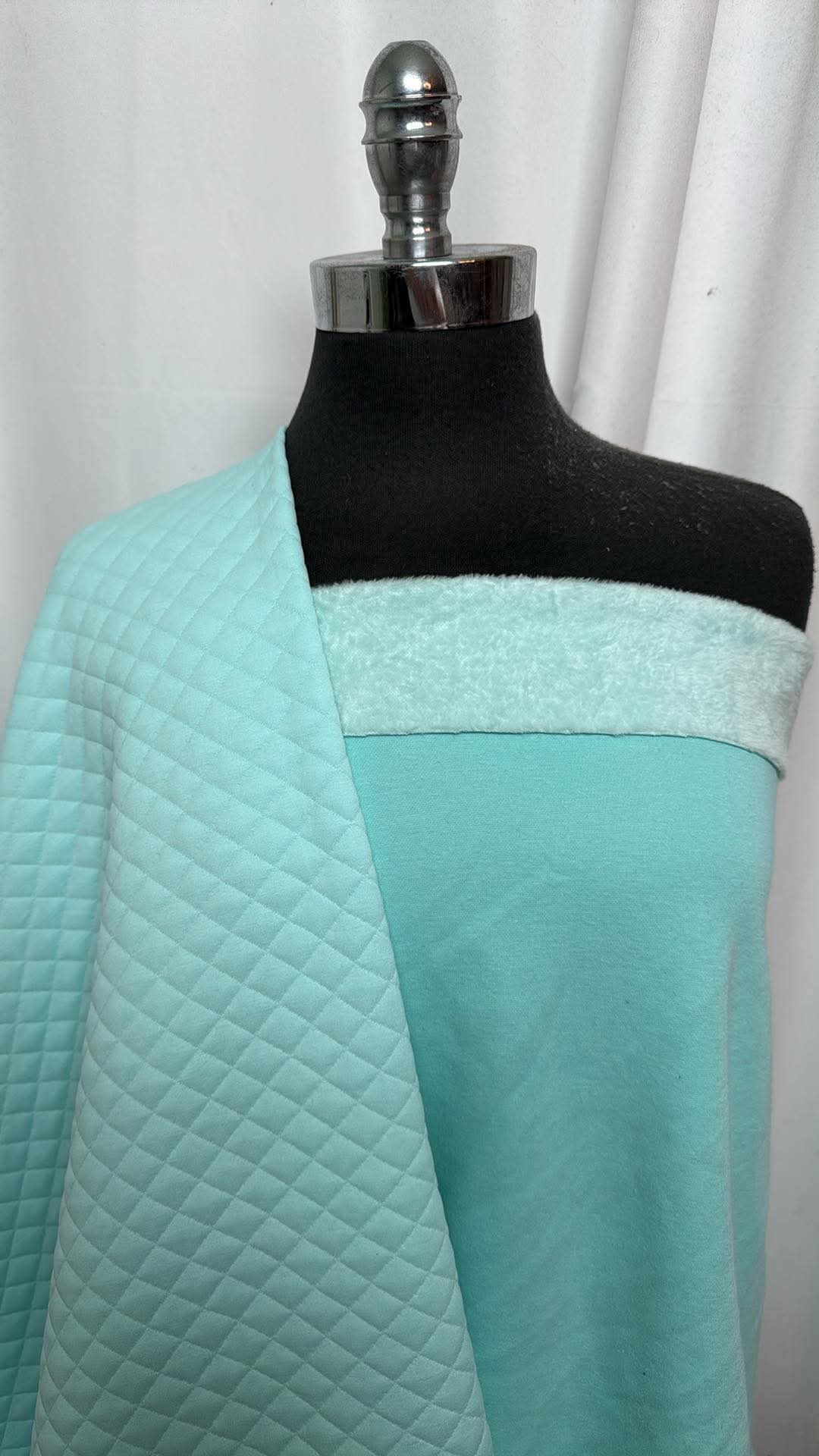 MINT/QUILTED BUNDLE : 1+YD Mint Superplush & 2YD Quilted : A31039