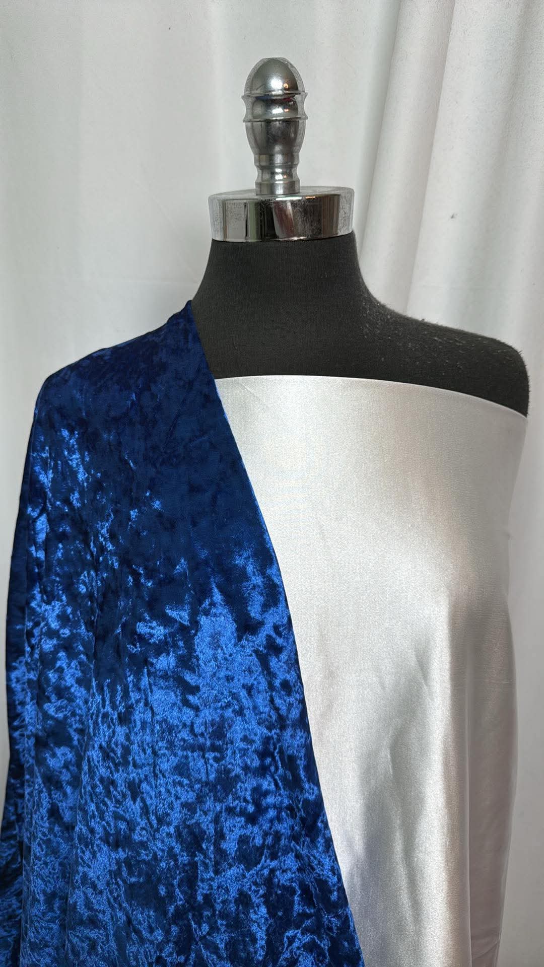 IVORY/BLUE CRUSHED VELVET BUNDLE : 2YD Ivory Casino & 2YD Blue Crushed Stretch Velvet : A31068