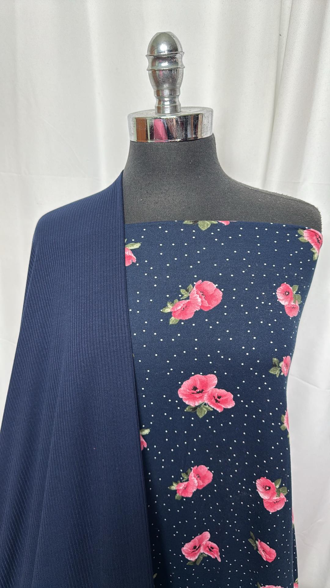 NAVY/FLORAL DOT BUNDLE : 2YD Navy PRS Rib & 2YD Navy Floral Dot DBP : A27095