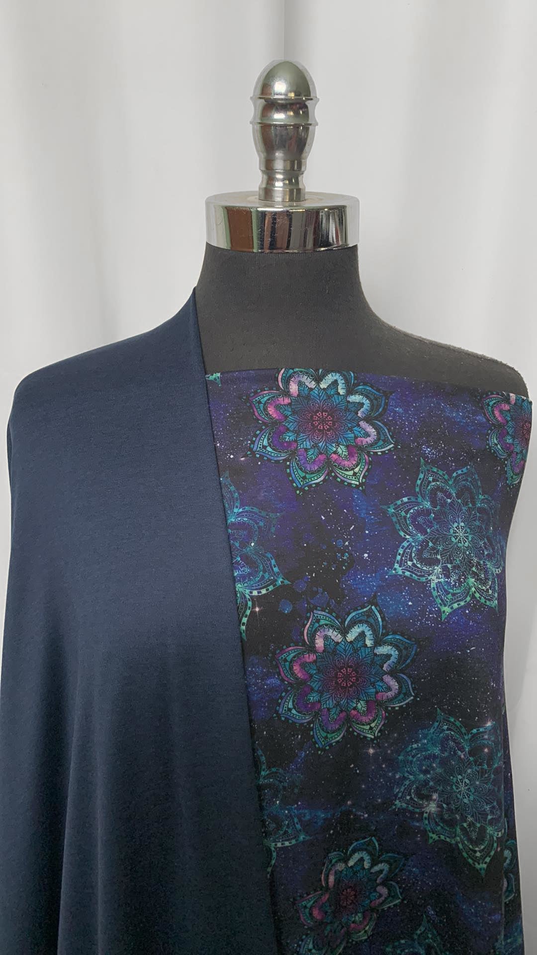 NAVY/MADALA BUNDLE : 1YD Navy Featherweight PF & 1.5YD Galaxy Mandala Peached PF : A2077