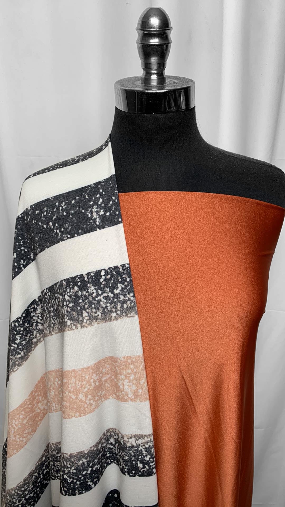 COPPER/GLITTER STRIPE BUNDLE : 2YD Copper Shimmer Yoga PF & 2YD Black/Blush Ombre Glitter Stripe FT : A25425