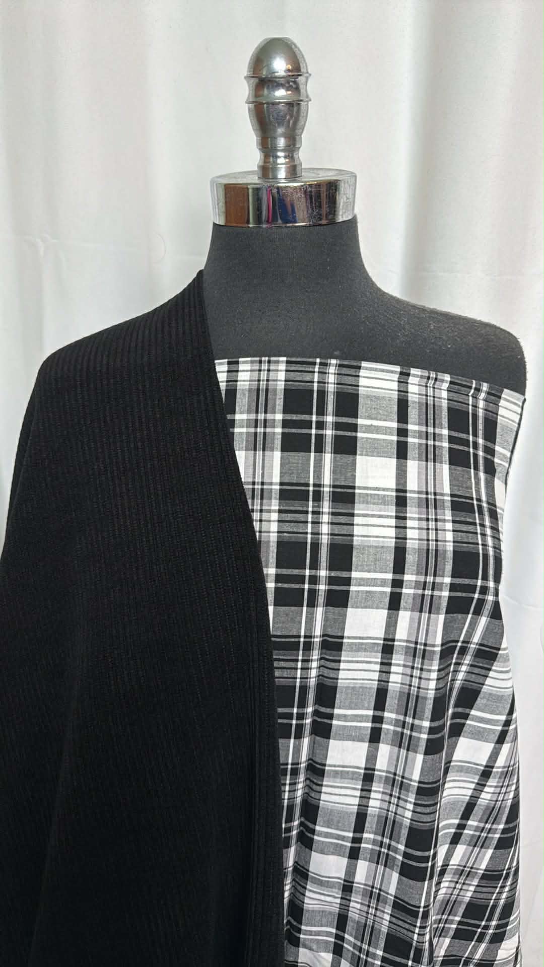BLACK/WHITE PLAID BUNDLE : 2YD White/Black Plaid Shirting & 2YD Black SK w/Velvet Rib : A29416