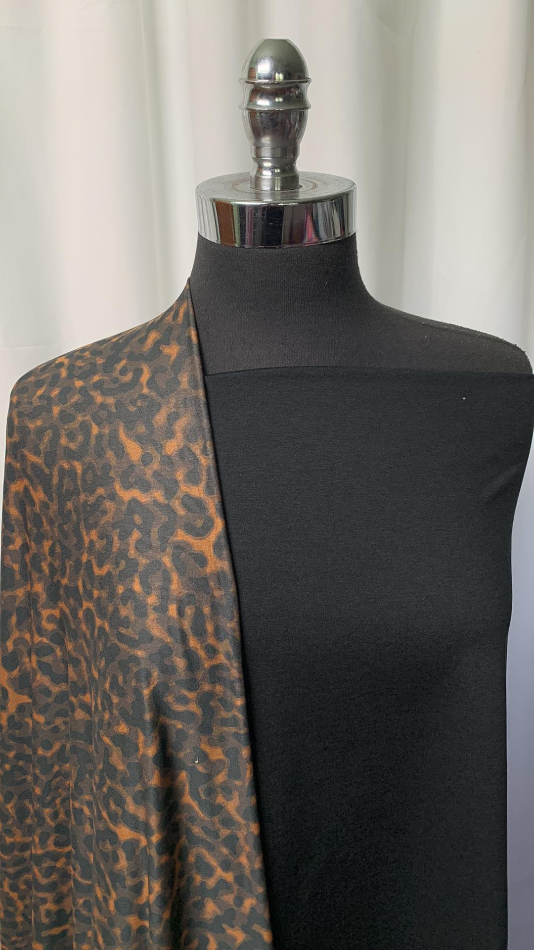 BLACK CAT BUNDLE : 1.5YD Black 2-Tone Peached PF & 1.5YD Leopard Featherweight PF : A1462