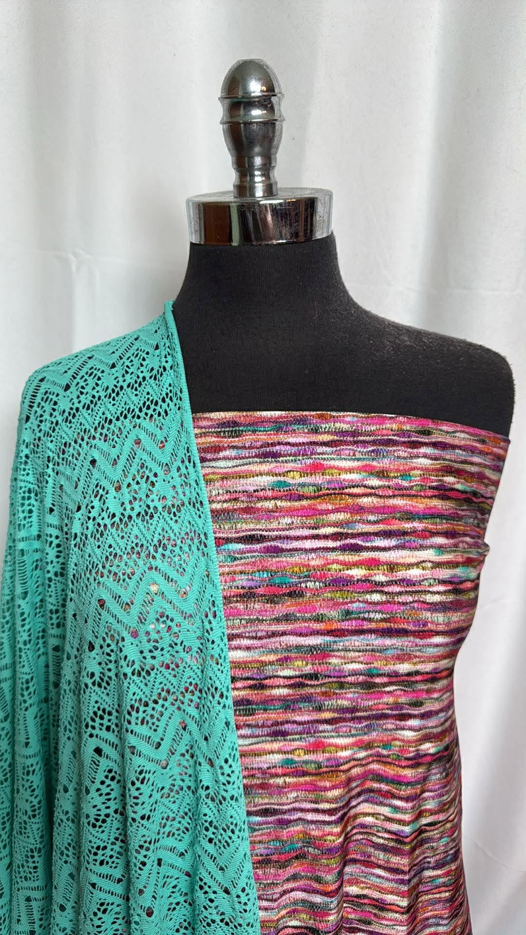 KNITTED/CROCHET BUNDLE : 2YD Knitted Print N/S (Read Descr.) & 2YD Teal Crochet Lace N/S : A29945