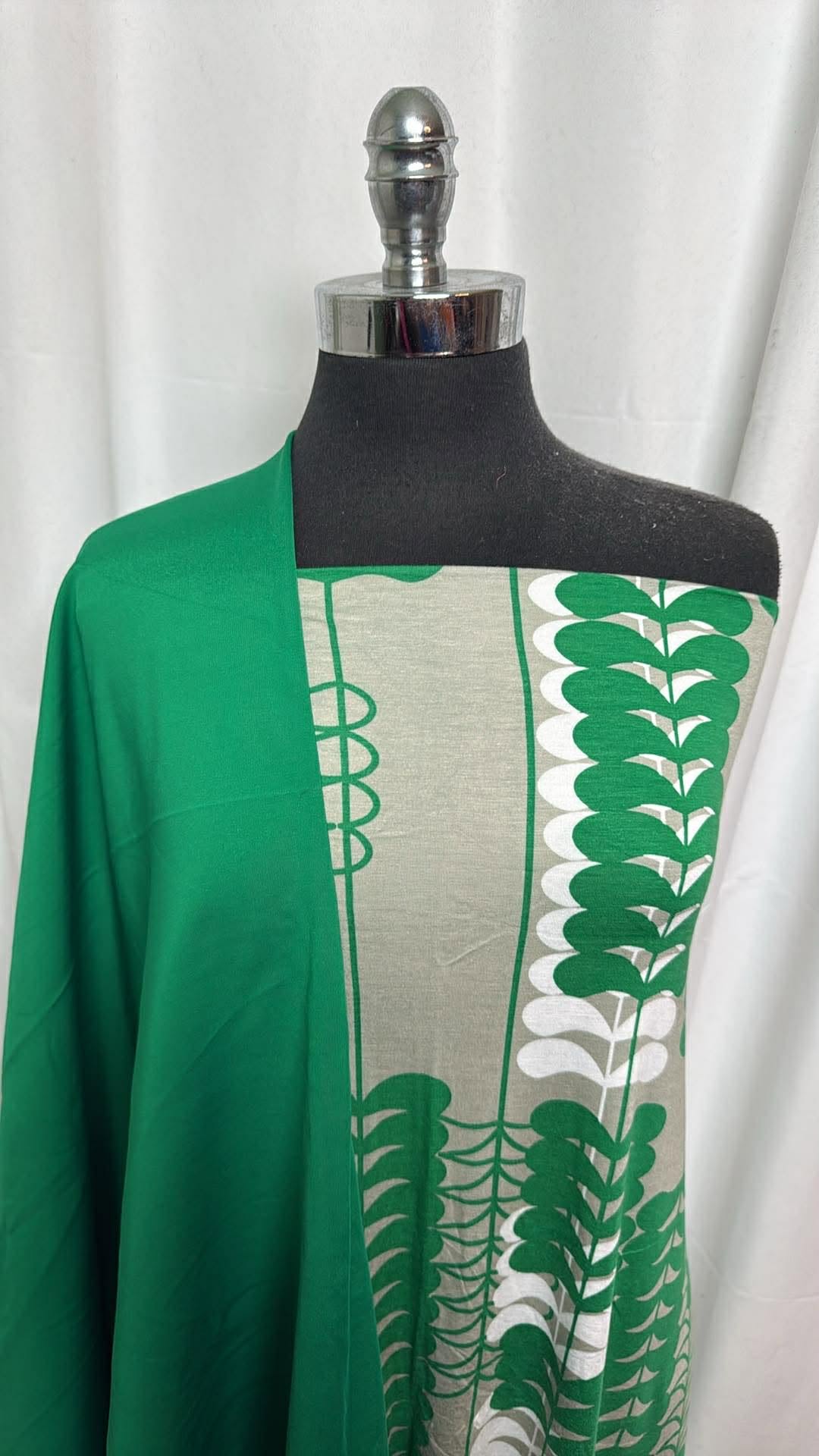 GREEN LEAVES BUNDLE : 2YD Leaves R/S & 1.5YD Green Japanese Ponte : A30288