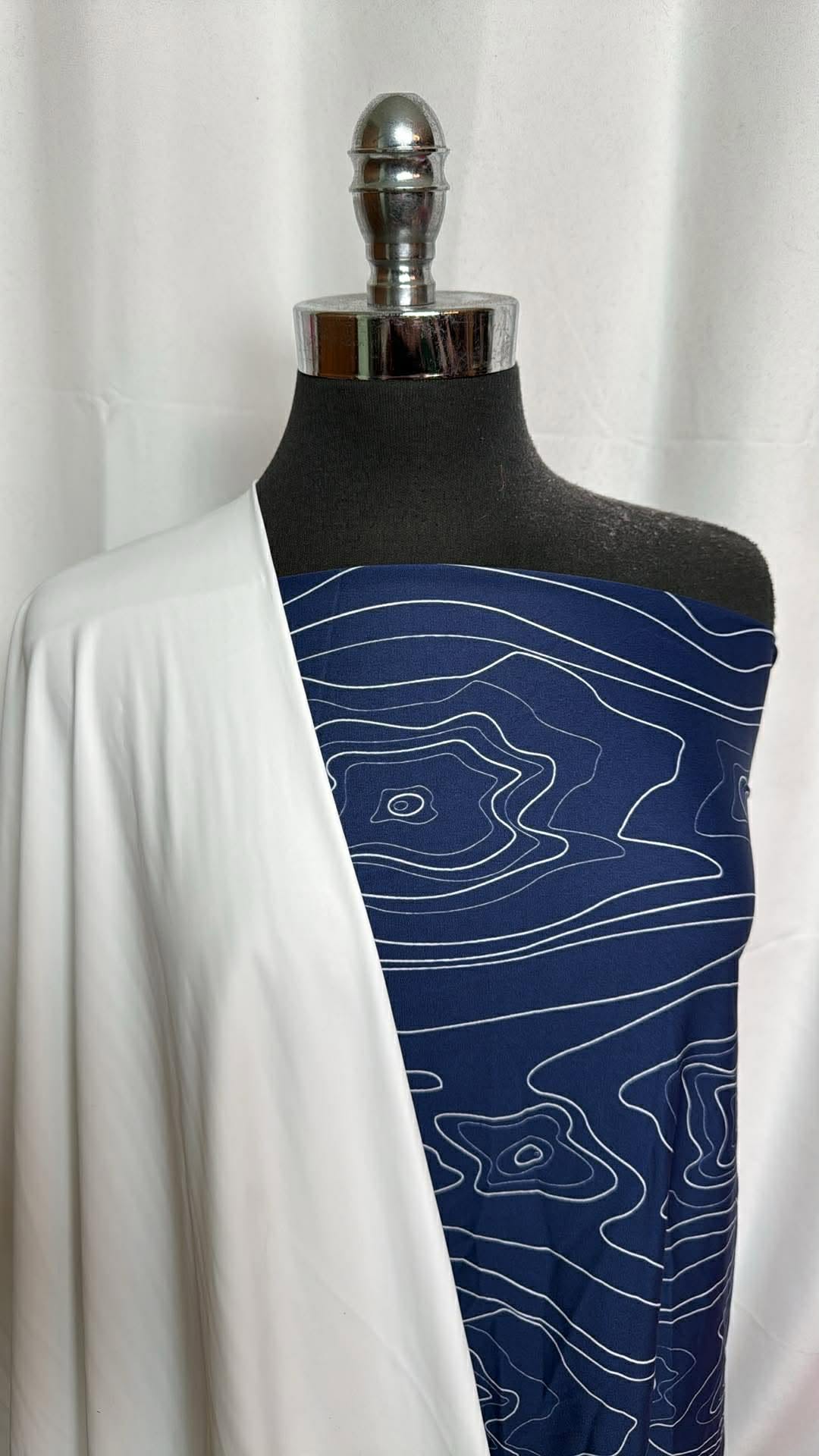 WHITE/NAVY TOPOGRAPHY BUNDLE : 2YD Navy Topography N/S Swim & 2YD White N/S Swim : A30005