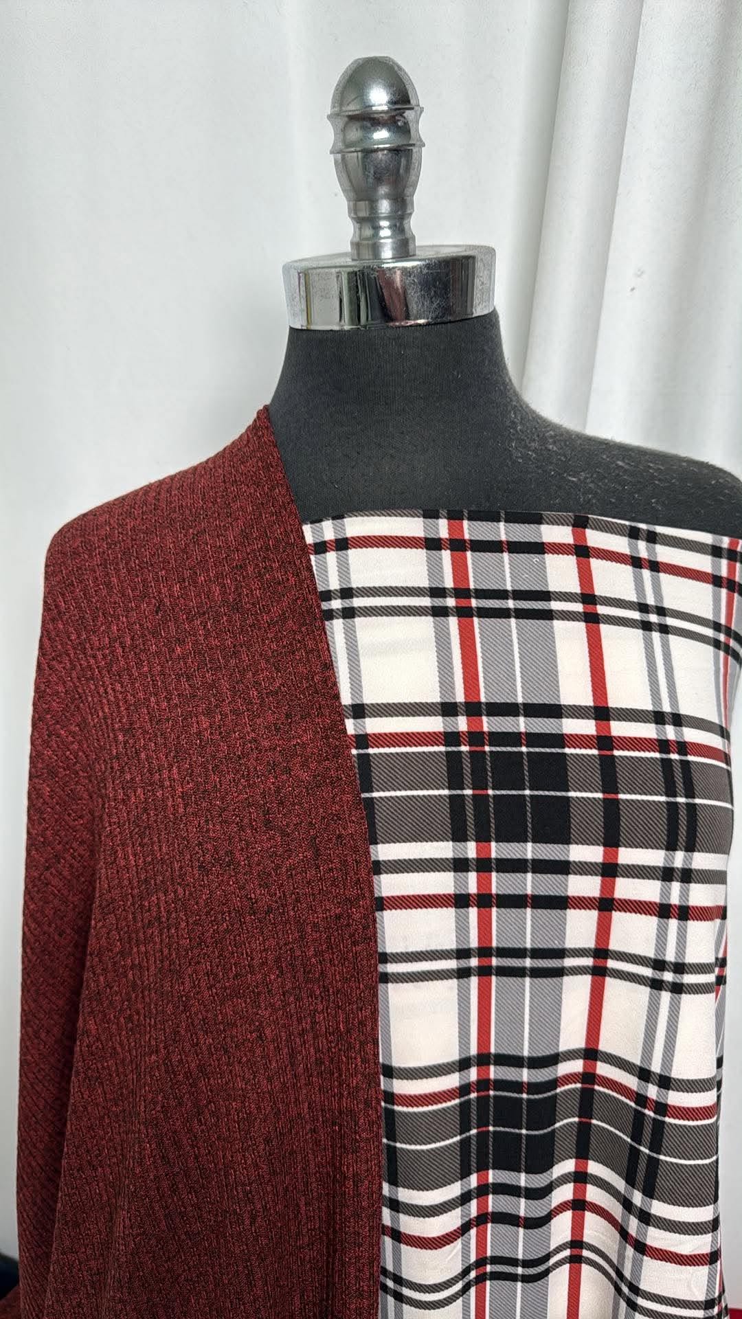 BURGUNDY RIB/BLACK PLAID BUNDLE : 2YD Black Plaid DBP & 3YD Burgundy Rib SK : A30943
