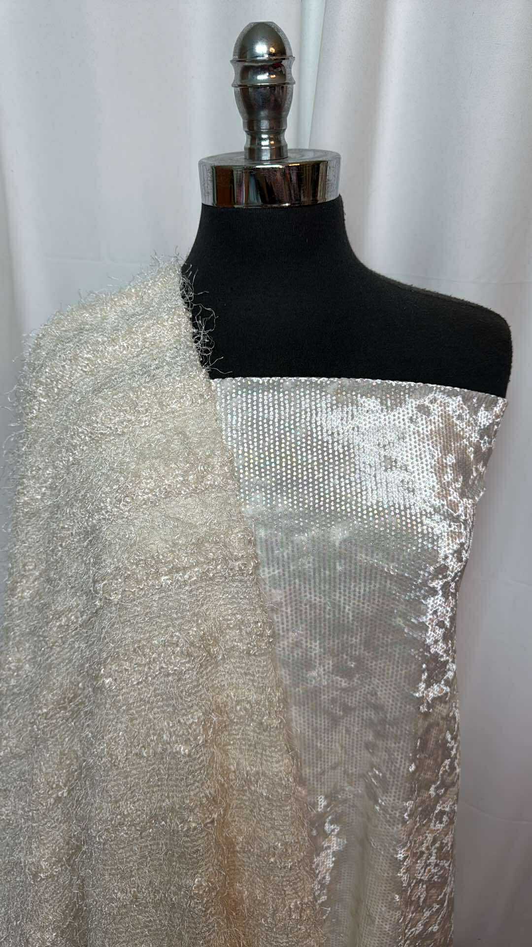 "HAIRY"/VELVET BUNDLE : 2YD Ivory Crushed Stretch Velvet w/Foil & 2YD Ivory "Hairy" Sweater : A27445