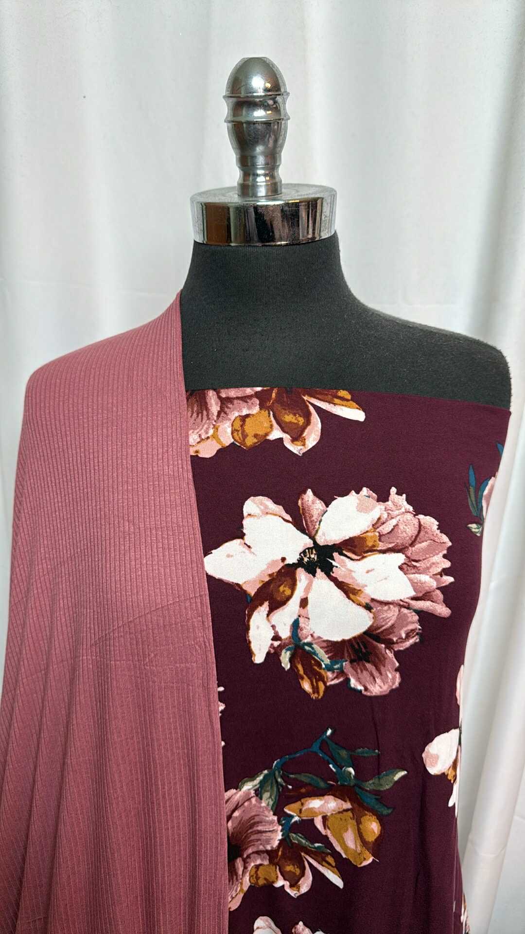MAUVE/BURGUNDY FLORAL BUNDLE : 2YD Burgundy Floral DBP & 2YD Mauve Rib R/S : A28168