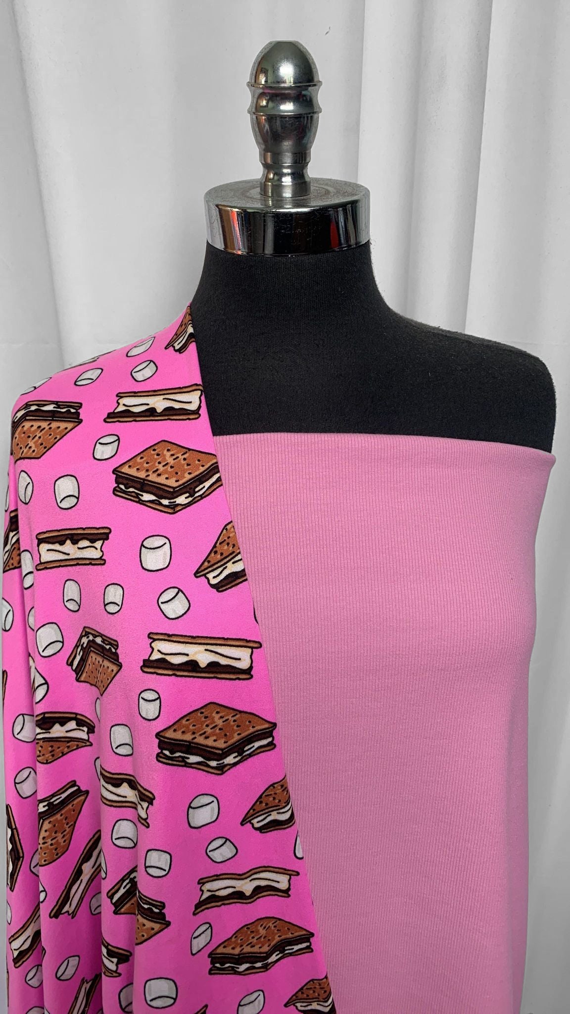 PINK/S'MORES BUNDLE : 1YD S'mores DBP & 1.5YD Pink C/S Rib (44" Wide) : A25565
