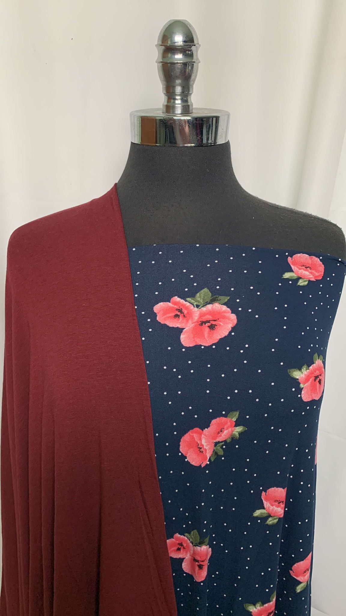 BURGUNDY/NAVY POPPIES BUNDLE : 2YD Navy Poppies DBP & 1YD Burgundy Bamboo/Cotton : A25715