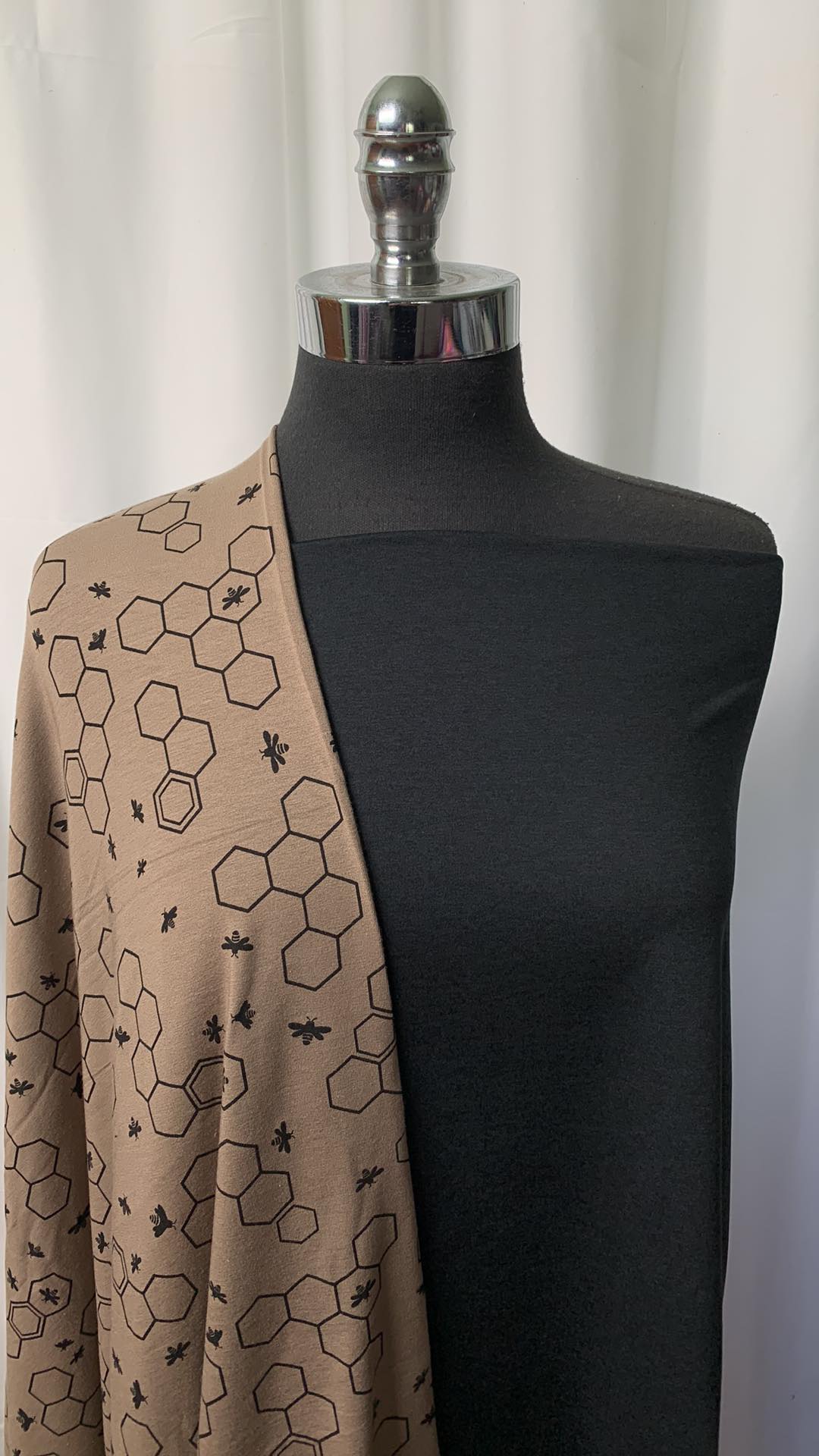 BLACK HONEY BUNDLE : 1.5YD Black 2-Tone Peached PF & 1+YD Honeycomb Supima/Modal : A1463