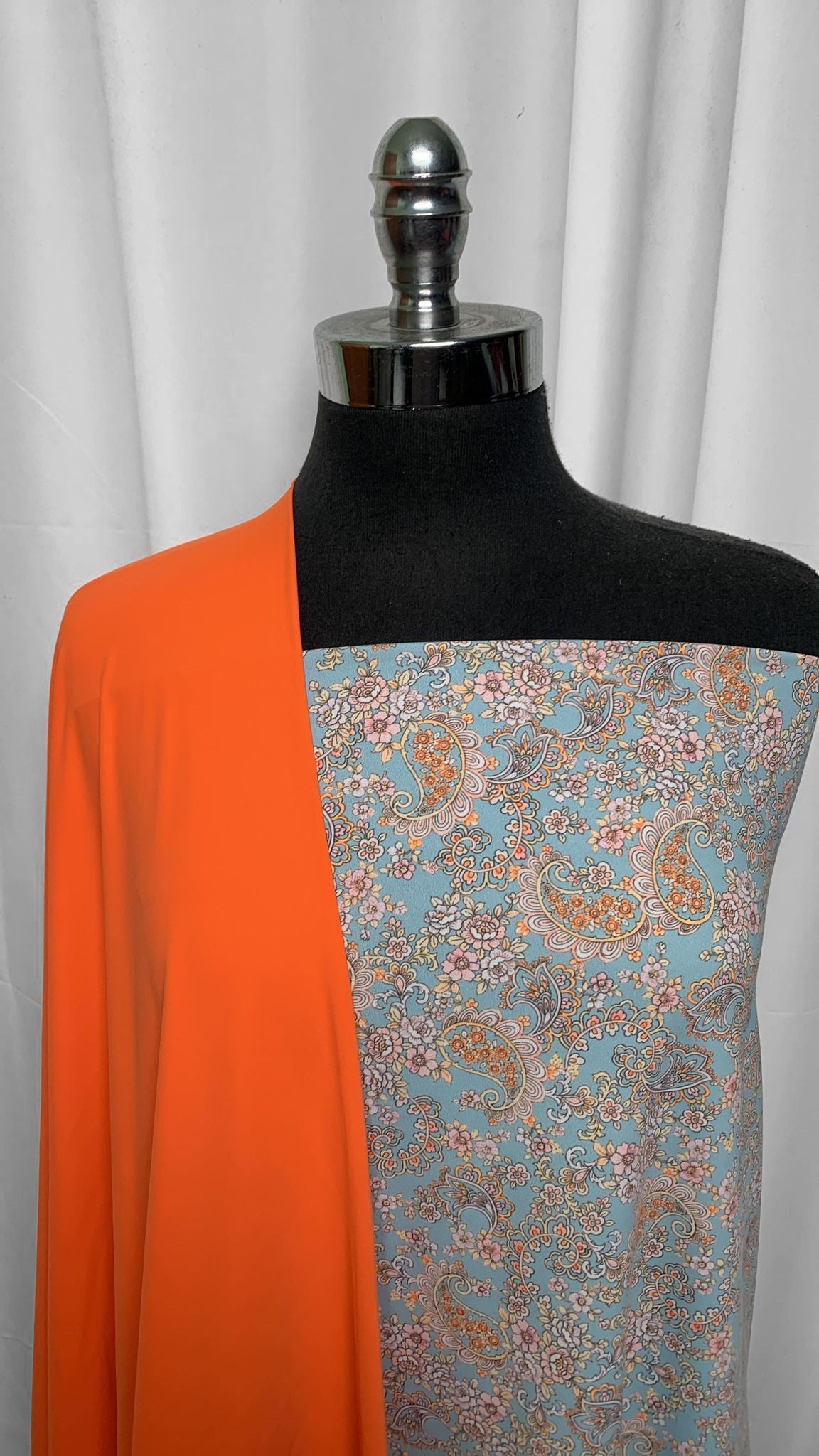 ORANGE/PAISLEY BUNDLE : 1YD Paisley Recycled PF & 1YD Orange Nylon Lining : A25583