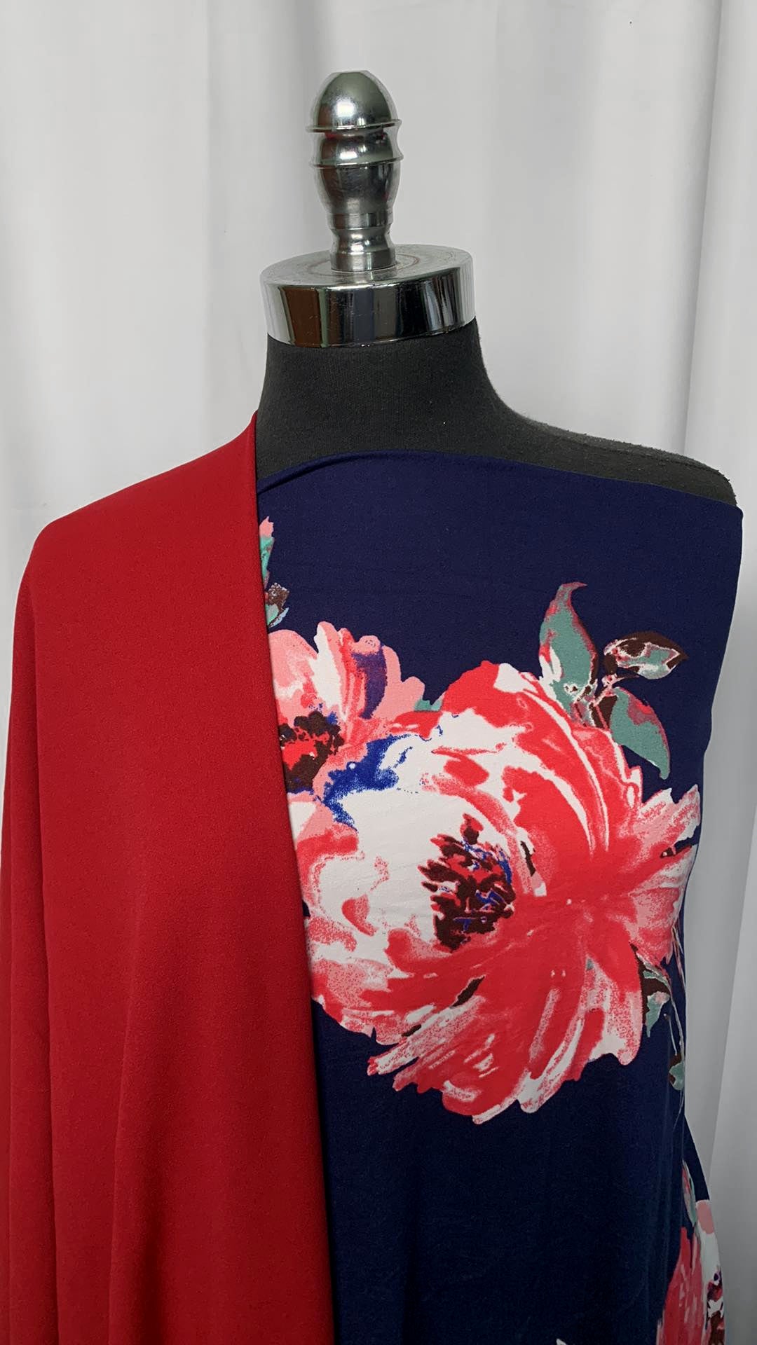 NAVY/BURGUNDY FLORAL BIG BUNDLE : 1.5YD Navy Floral DBP & 2.5YD Burgundy Crepe Scuba : A0974