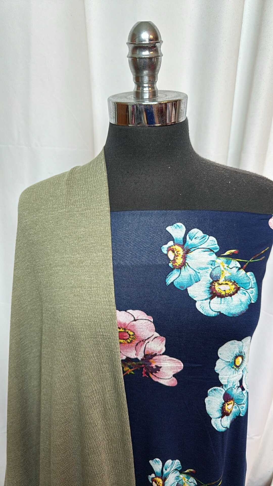 OLIVE/NAVY FLORAL BUNDLE : 1YD Navy Floral R/S & 2YD Olive Knit Gauze : A27759