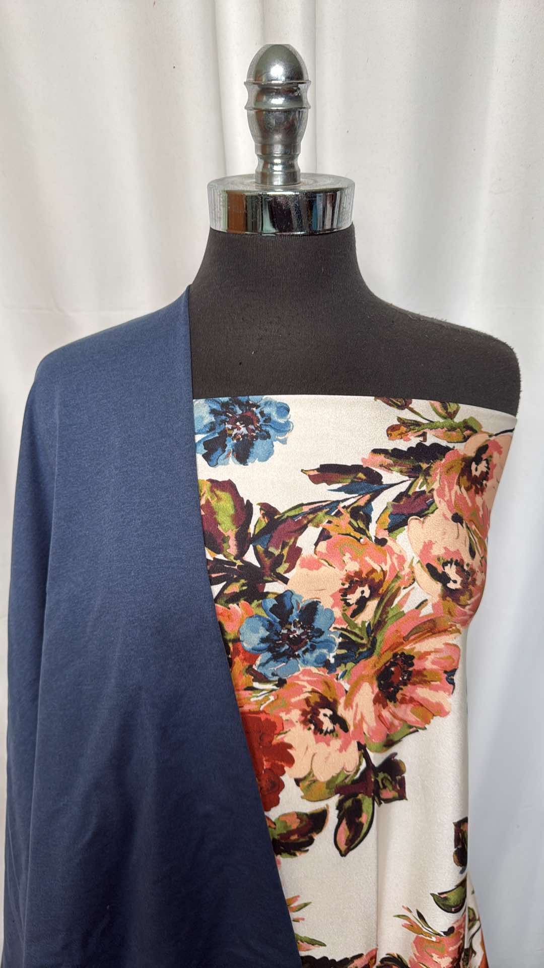 DENIM/IVORY FLORAL BUNDLE : 33" Cut of Denim 2-Tone Peached PF & 2.5YD Ivory Floral Yoga PF : A26602