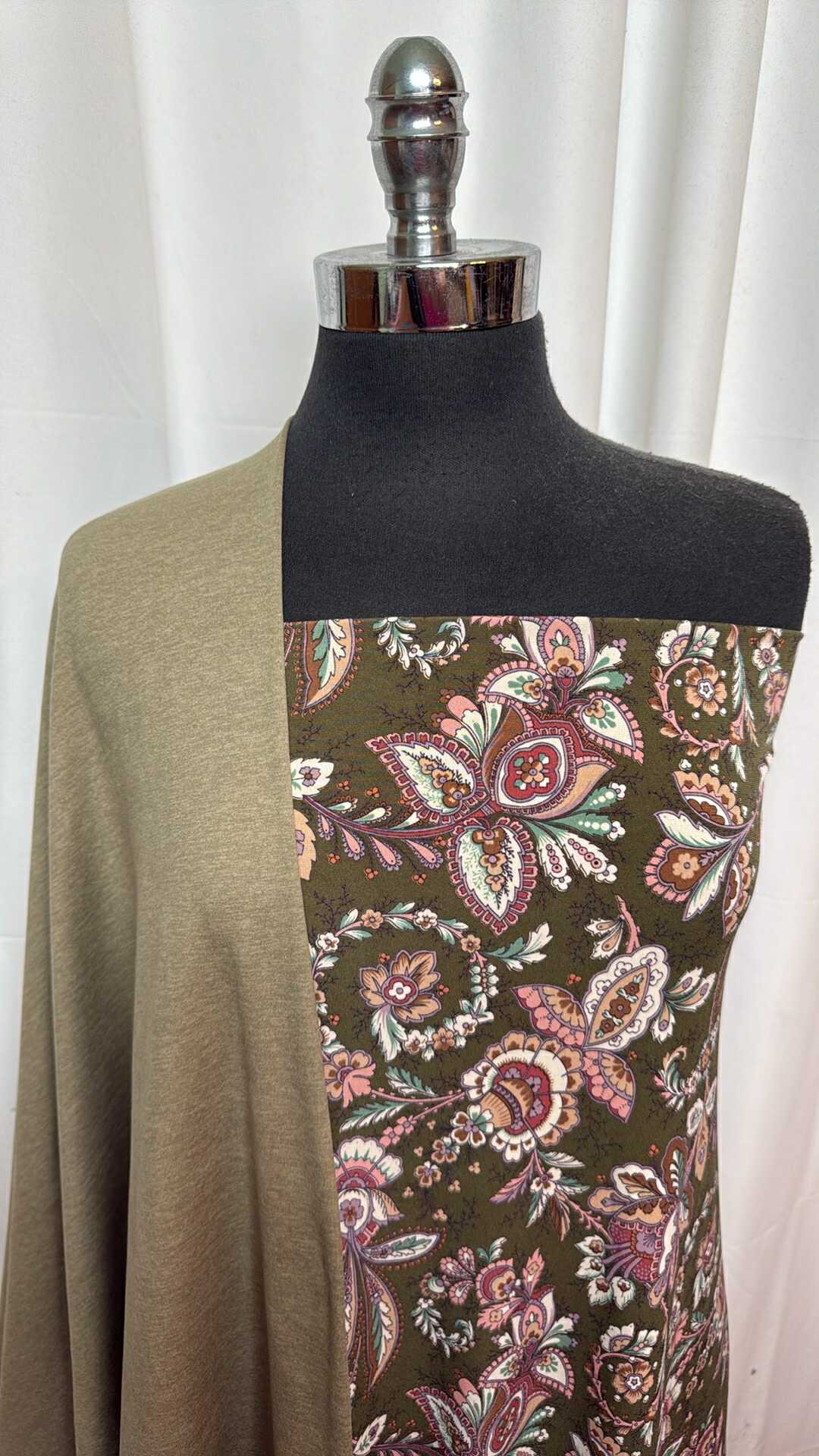 KHAKI/OLIVE PAISLEY BUNDLE : 2YD Olive Paisley ITY & 1.5YD Khaki Peached PF : A27494