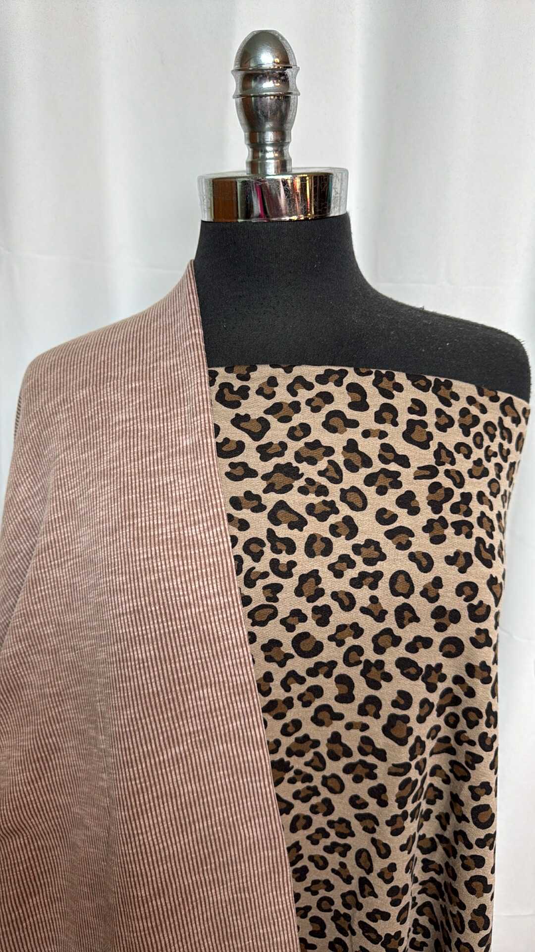 LEOPARD/SANDWASH BUNDLE : 2YD Leopard PRS FT & 2YD Brushed Sandwash Rib : A29328