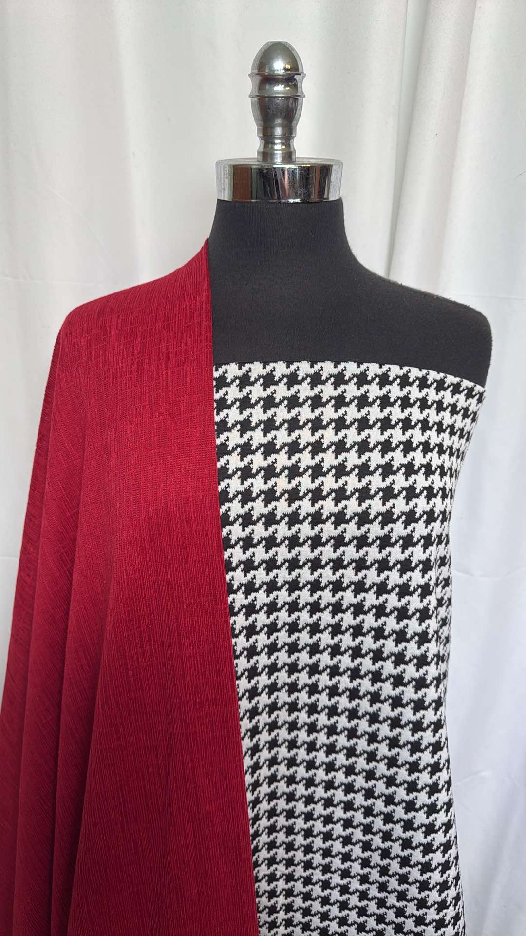CRIMSON/HERRINGBONE BUNDLE : 3YD Herringbone Jacquard DK & 3YD Crimson Jacquard DK : A26090