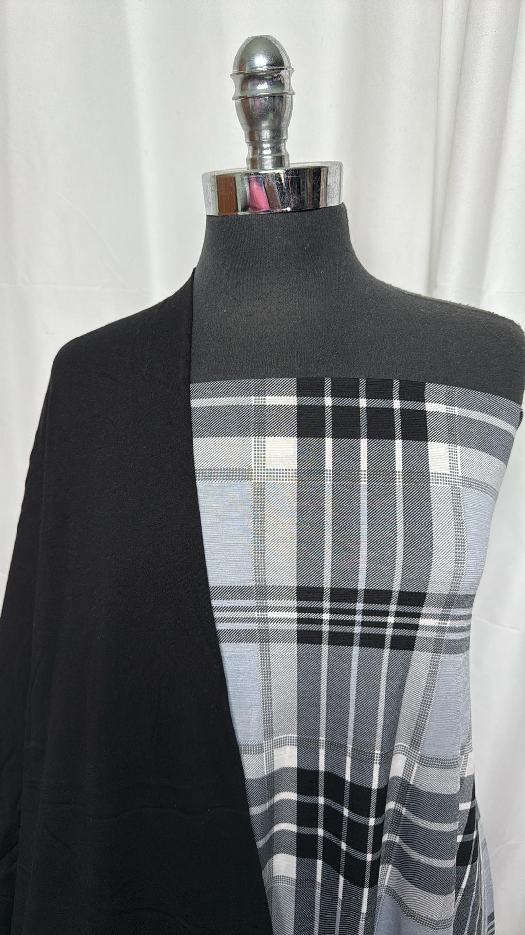 BLACK/GREY PLAID BUNDLE : 2YD Grey Plaid ITY & 2YD Black Pima Cotton Jersey : A27096