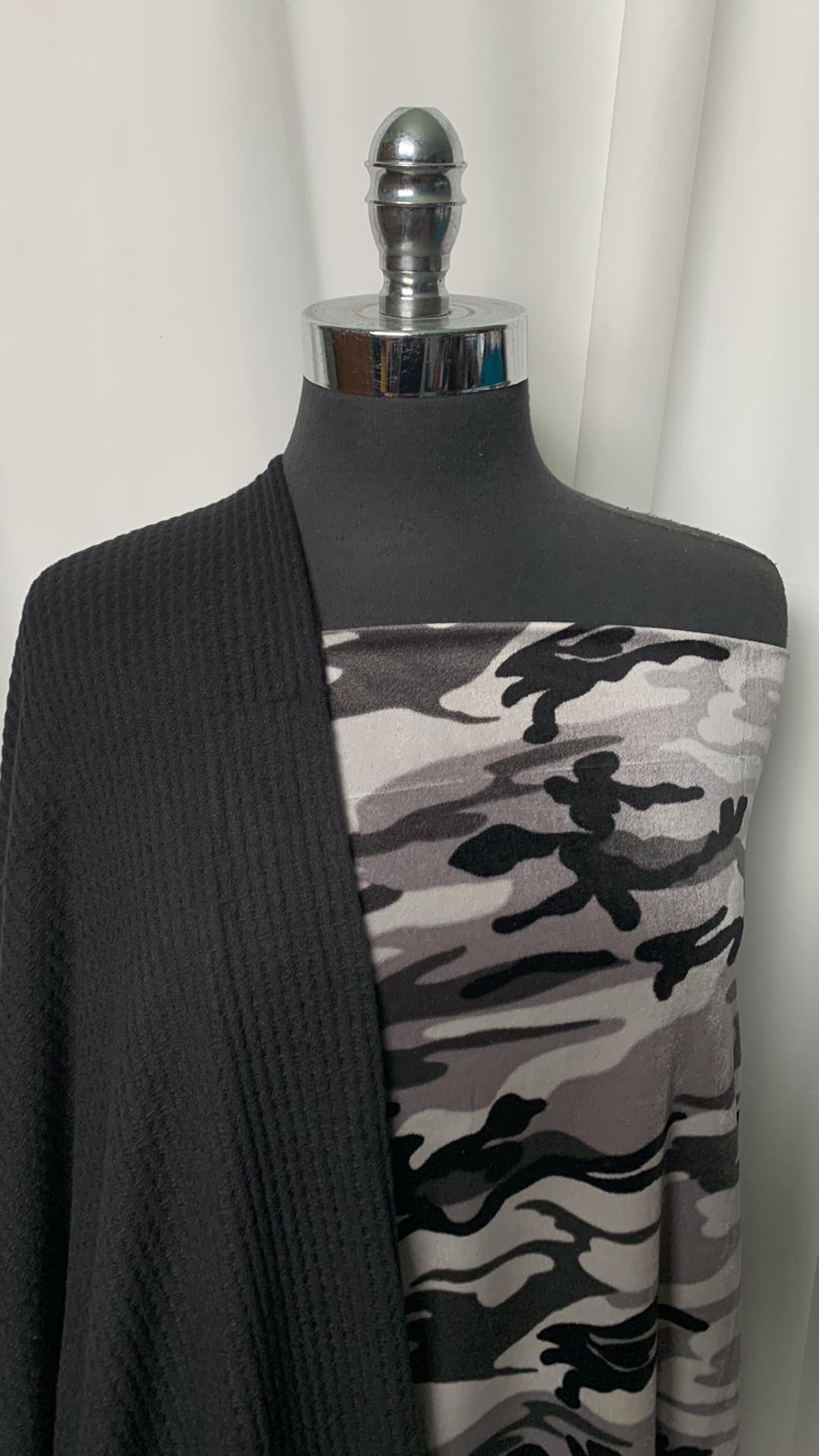 CAMO VELVET/WAFFLE BUNDLE : 1.5YD Camo Stretch Velvet & 2YD Black Brushed Waffle : A2225