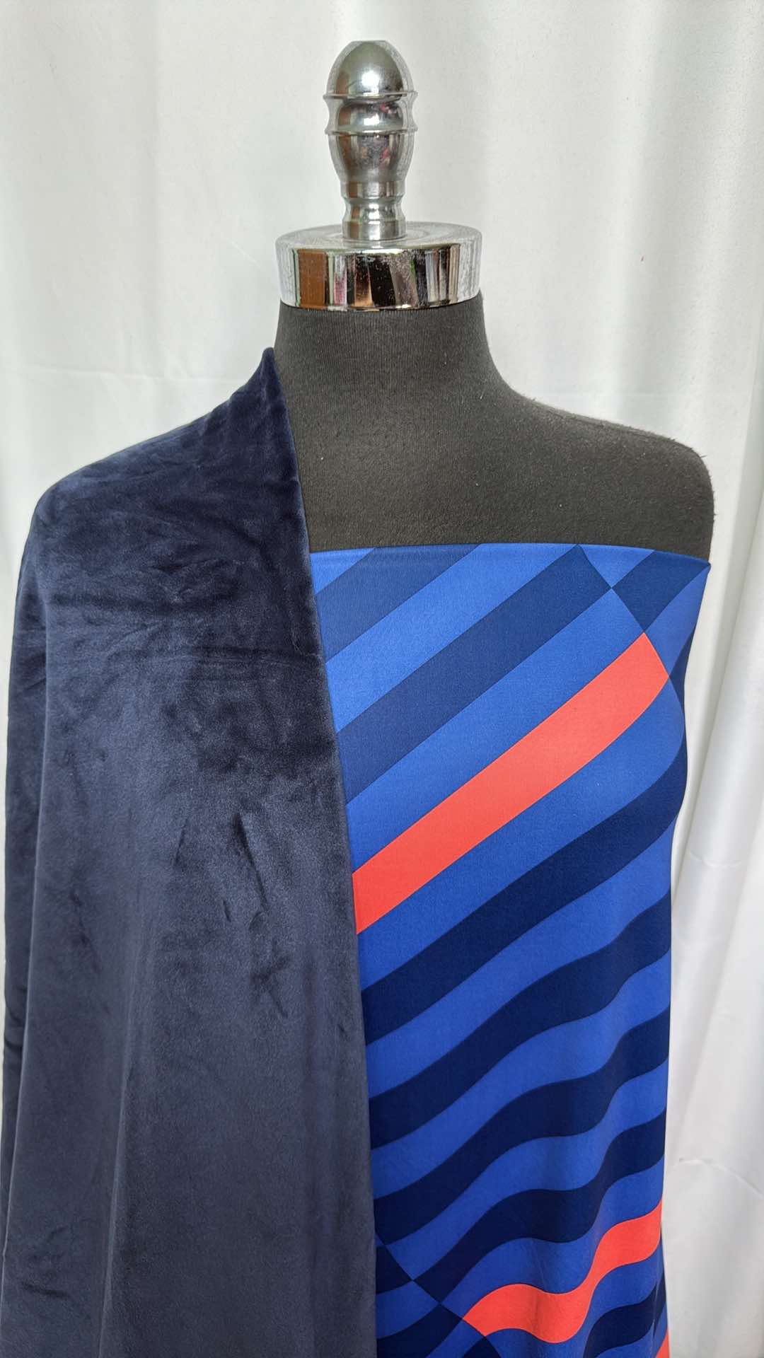 DIAGONAL/NAVY PLUSH BUNDLE : 2.5YD Diagonal "Swoosh Company" PF & 3YD Navy Velvet Plush : A27391