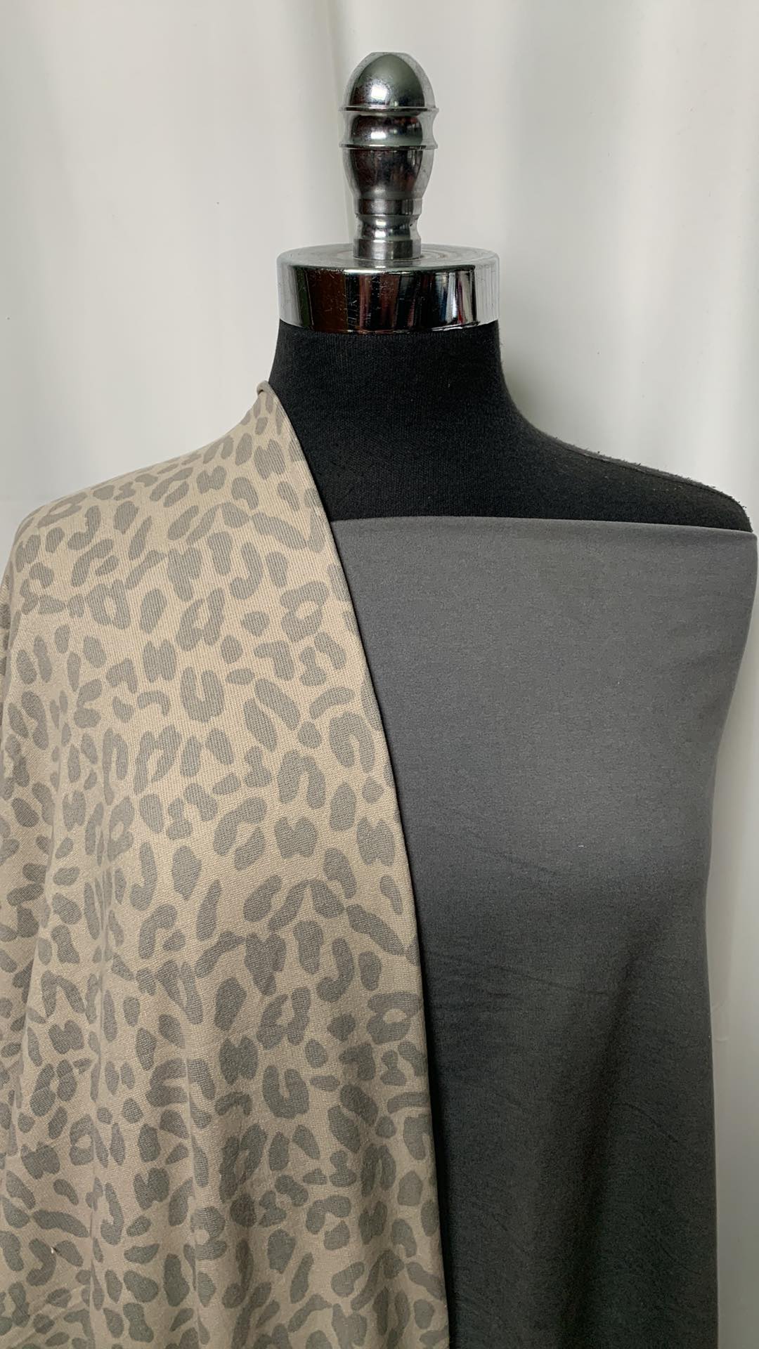 FOG/LEOPARD BUNDLE : 2YD Fog Peached PF & 2YD Leopard Oakley SK : A2171