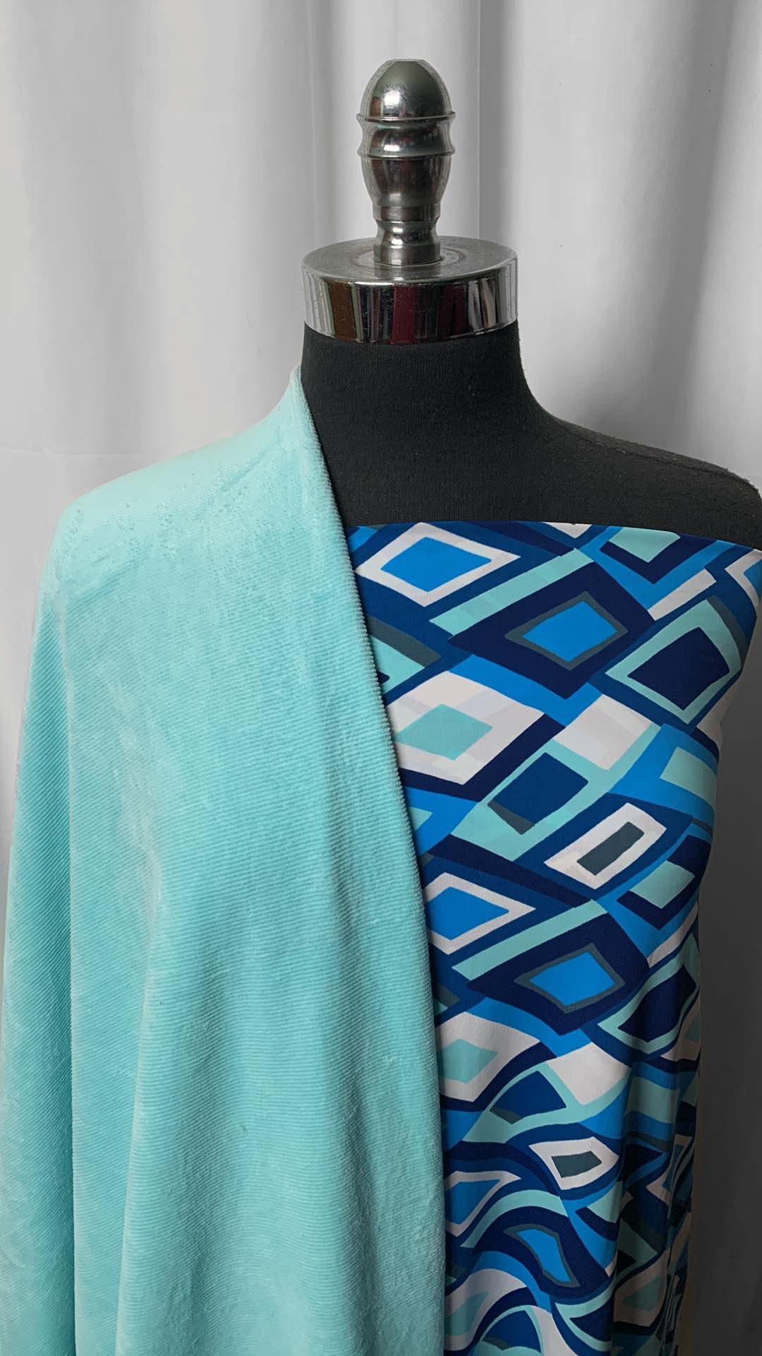 GEO/CORDUROY BUNDLE : 2YD Blue Geo N/S & 2YD Mint Knit Corduroy : A25032