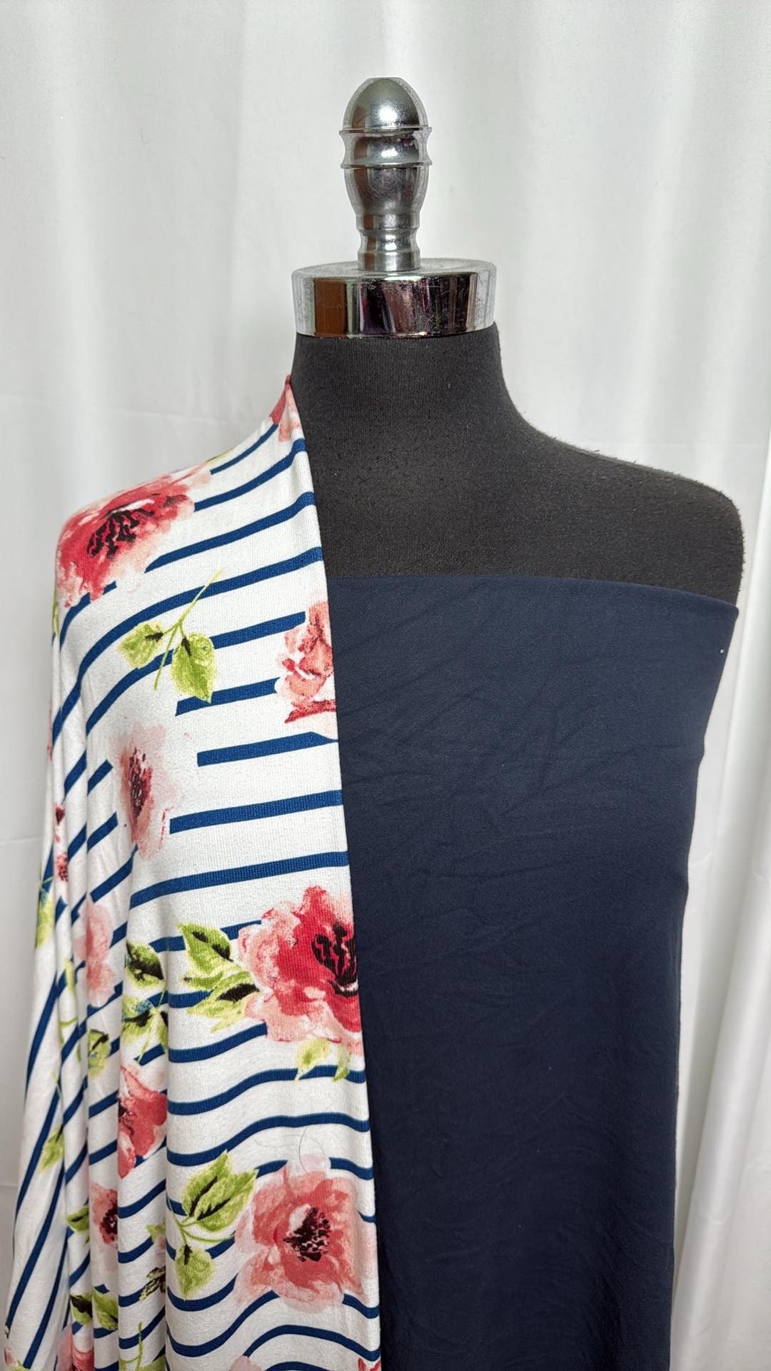 NAVY/FLORAL-STRIPE BUNDLE : 2YD Floral/Stripe Oakley SK & 1YD Navy Supplex PF : A27056