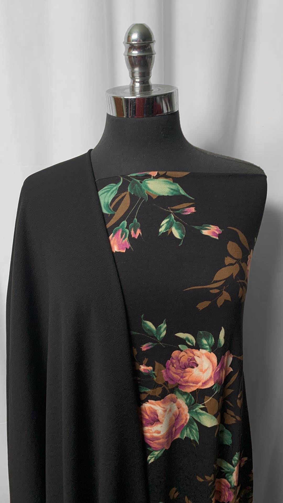 BLACK/BLACK FLORAL BUNDLE : 2YD Black Liverpool & 2YD Black Floral R/S : A25033