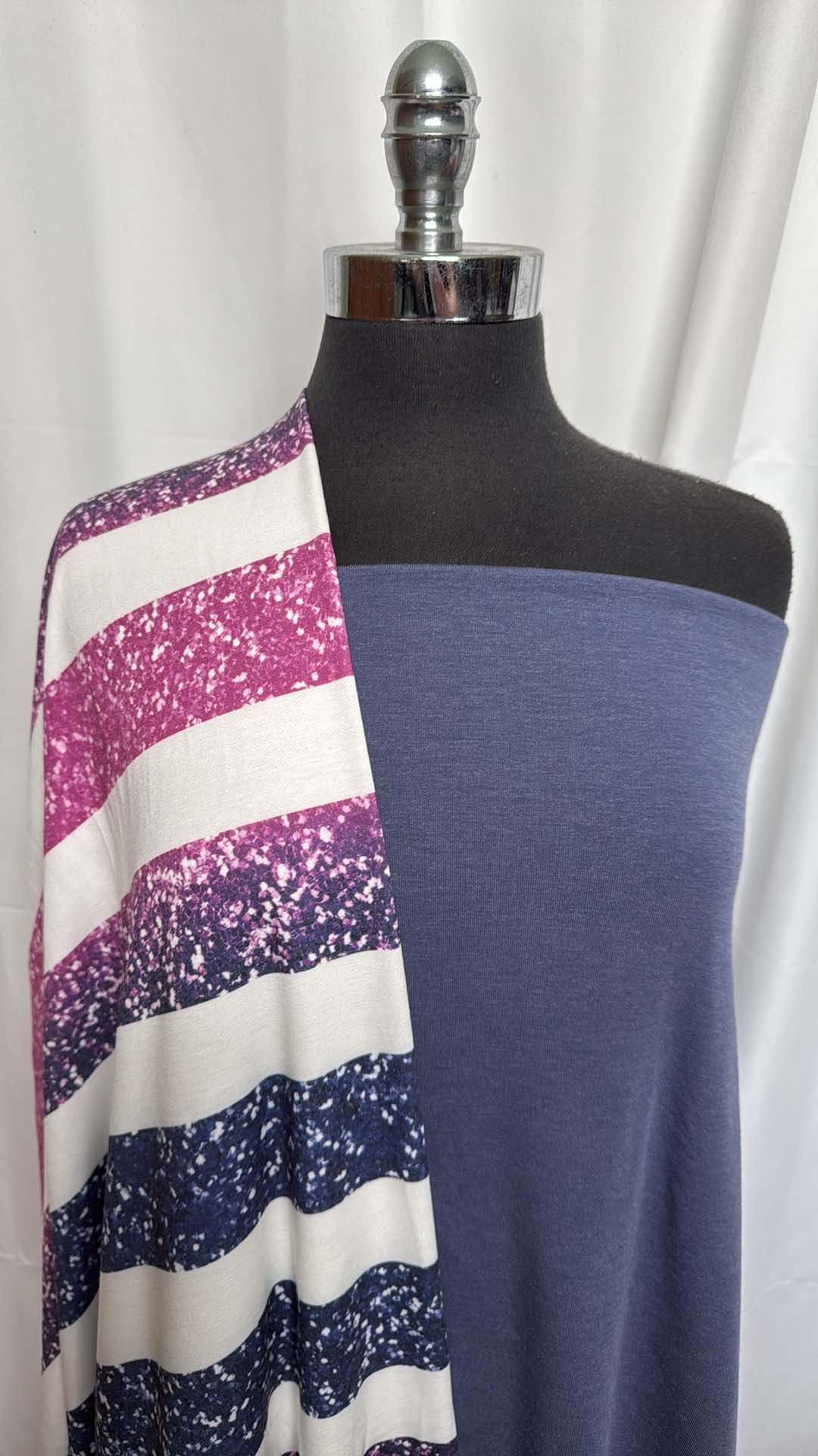 GLITTER STRIPE/POLARTEC BUNDLE : 2YD Fleece-Back Polartec & 2YD Glitter Stripe PRS FT : A26122