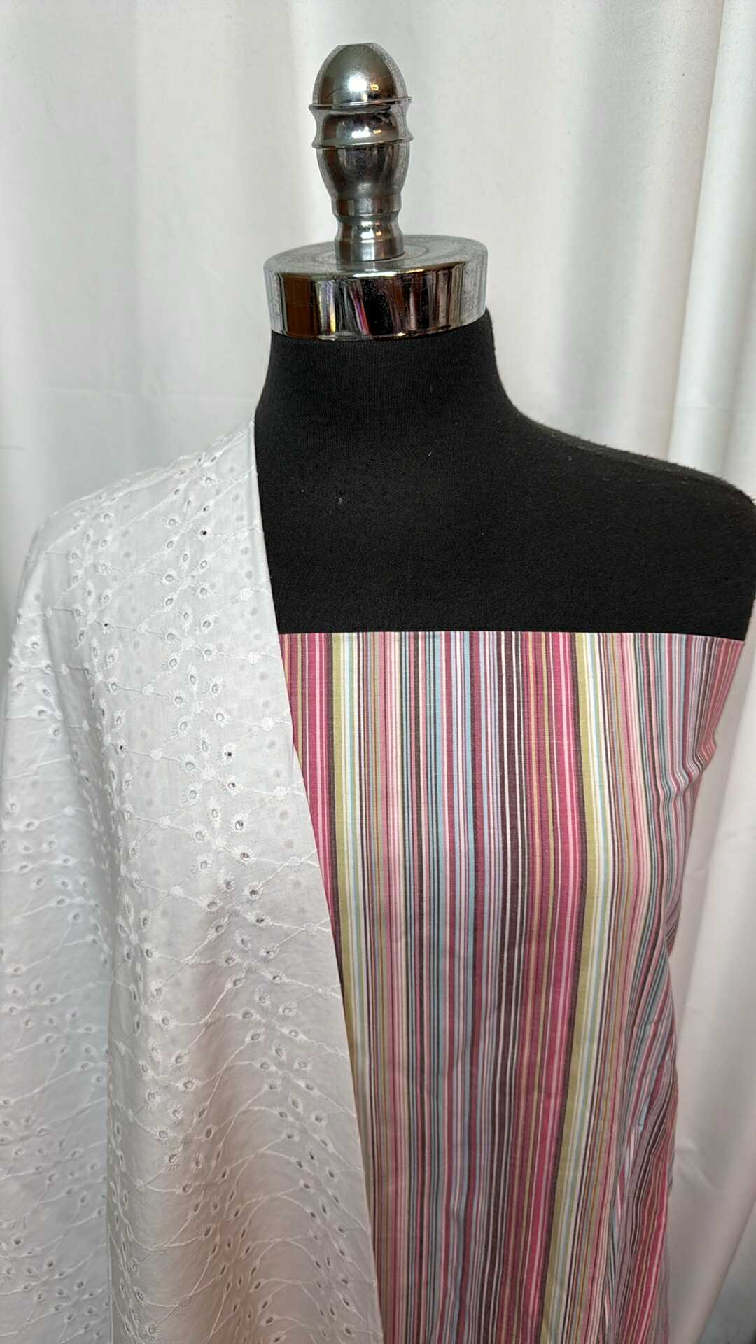 EYELET/STRIPE BUNDLE : 2YD Stripe Cotton Woven & 2YD White Cotton Eyelet : A27696
