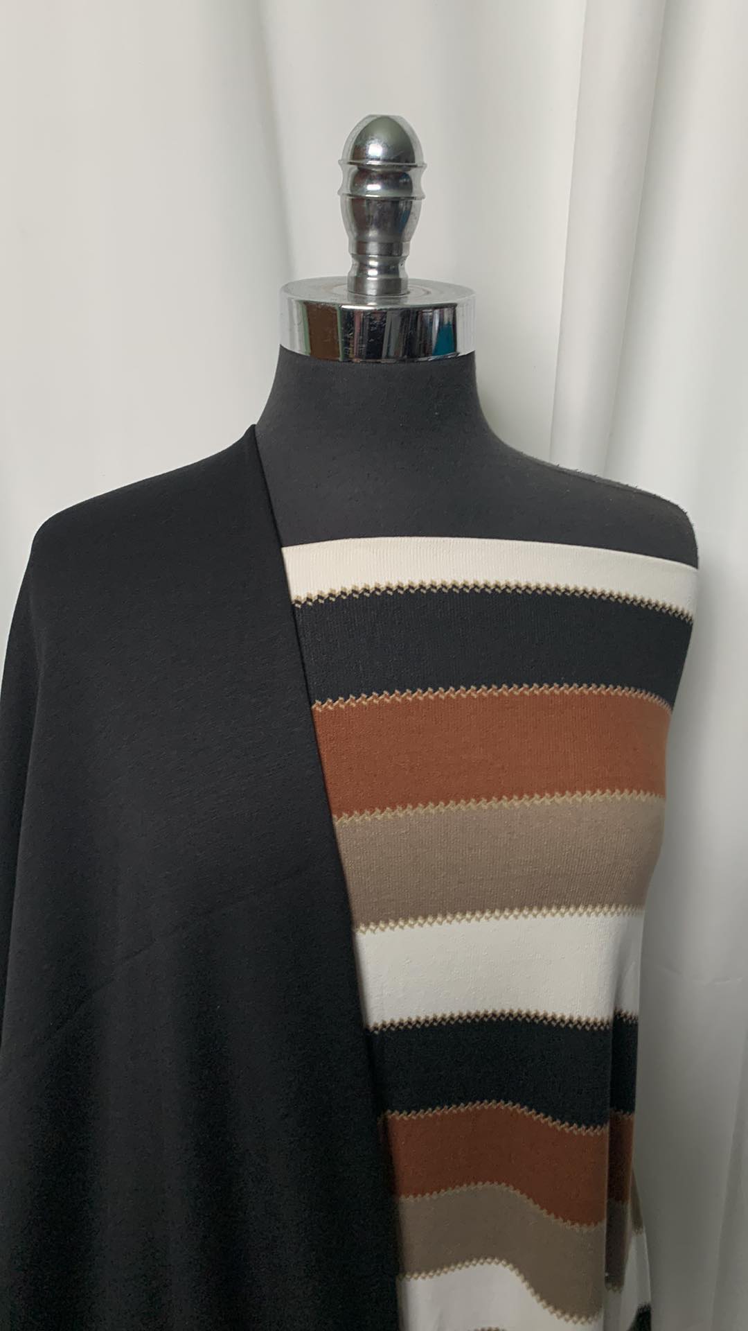 BLACK/BROWN STRIPE BUNDLE : 2YD Stripe Oakley SK & 2YD Black Brushed FT : A2228