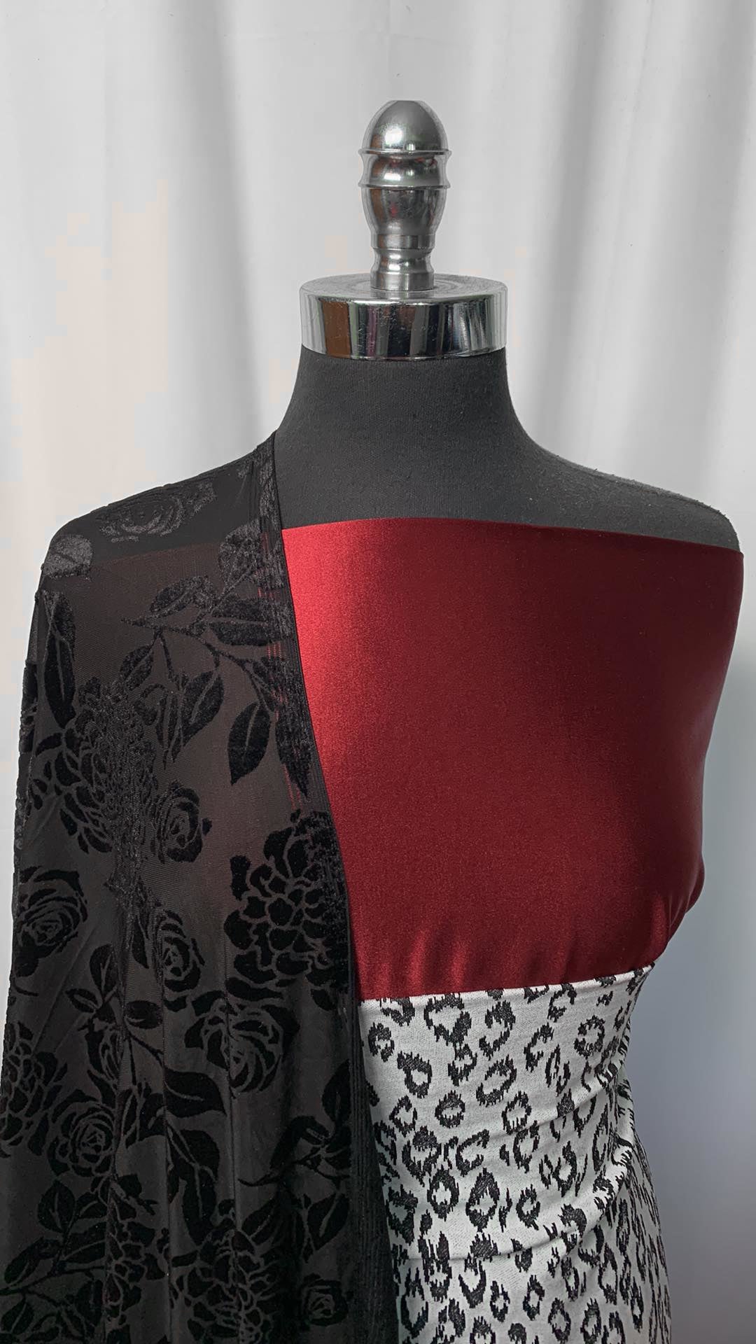 2YD Deep Red Casino & 2YD Leopard Jacquard PF & 2YD Floral Velvet Burnout : VSG015