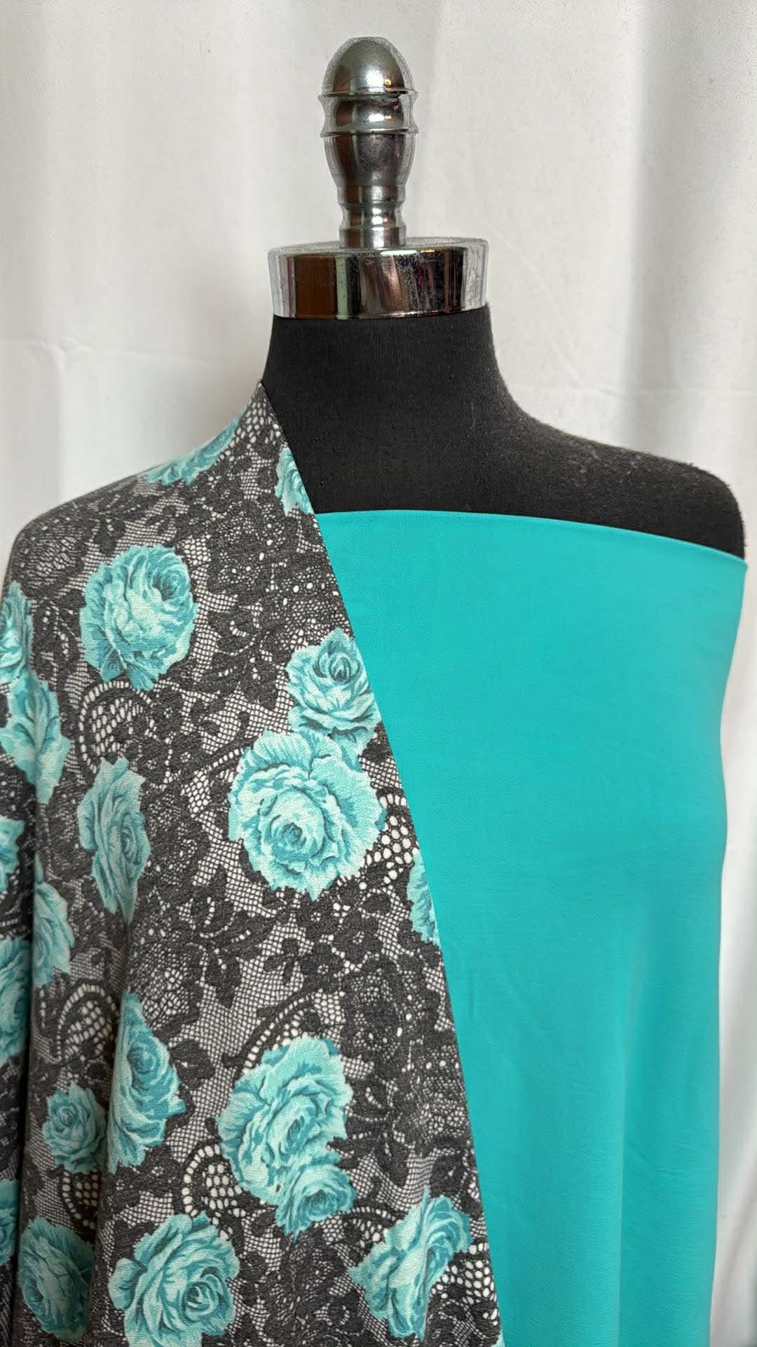 TURQUOISE/LACE FLORAL BUNDLE : 2YD Turquoise Supplex & 2YD Lace/Floral PRS FT : A30022
