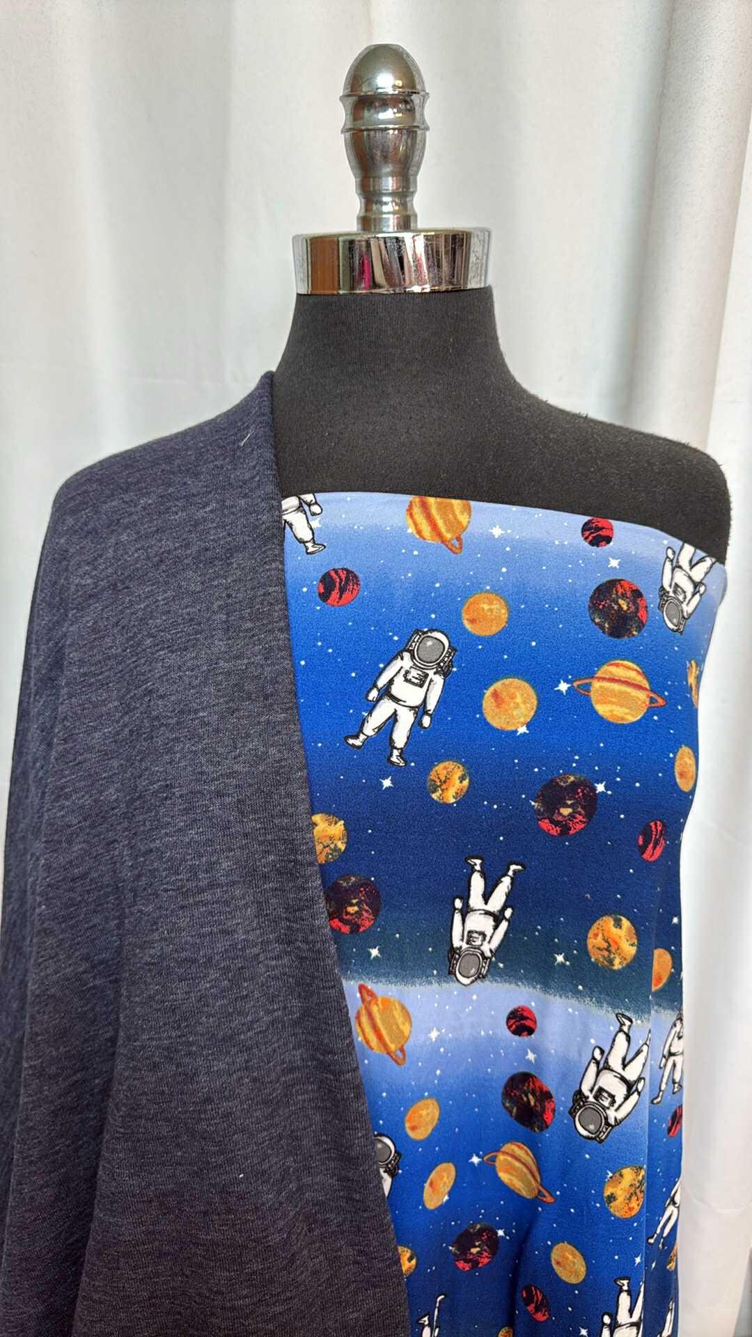 ASTRONAUT/SWEATSHIRT BUNDLE : 2YD Astronaut DBP & 1YD Sweatshirt Fleece (72" Wide) : A28872