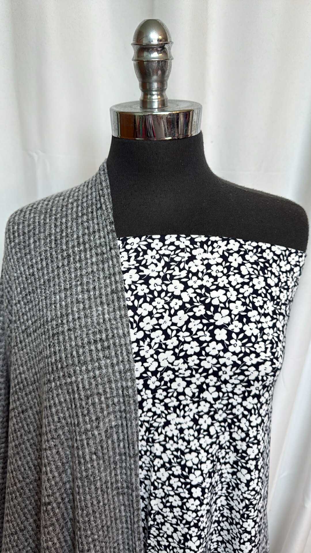 GREY/DITSY FLORAL BUNDLE : 2YD Grey Brushed Waffle & 1YD Black Ditsy Floral DBP : A28602