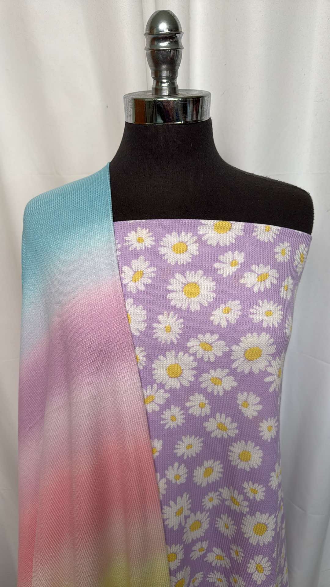 OMBRE/DAISY BUNDLE : 1+YD Daisy Thermal & 2YD Ombre Thermal : A26589