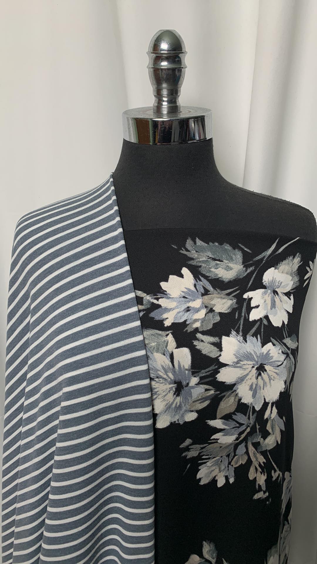 FLORAL/DENIM STRIPE BUNDLE : 1+YD Floral Crepe Scuba & 2YD Denim Stripe FT : A2230
