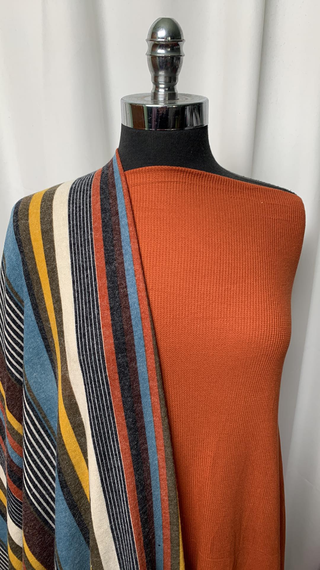 RUST/VERTICAL STRIPE BUNDLE : 2YD Rust Thermal & 2YD Vertical Stripe Hacci SK : A1796