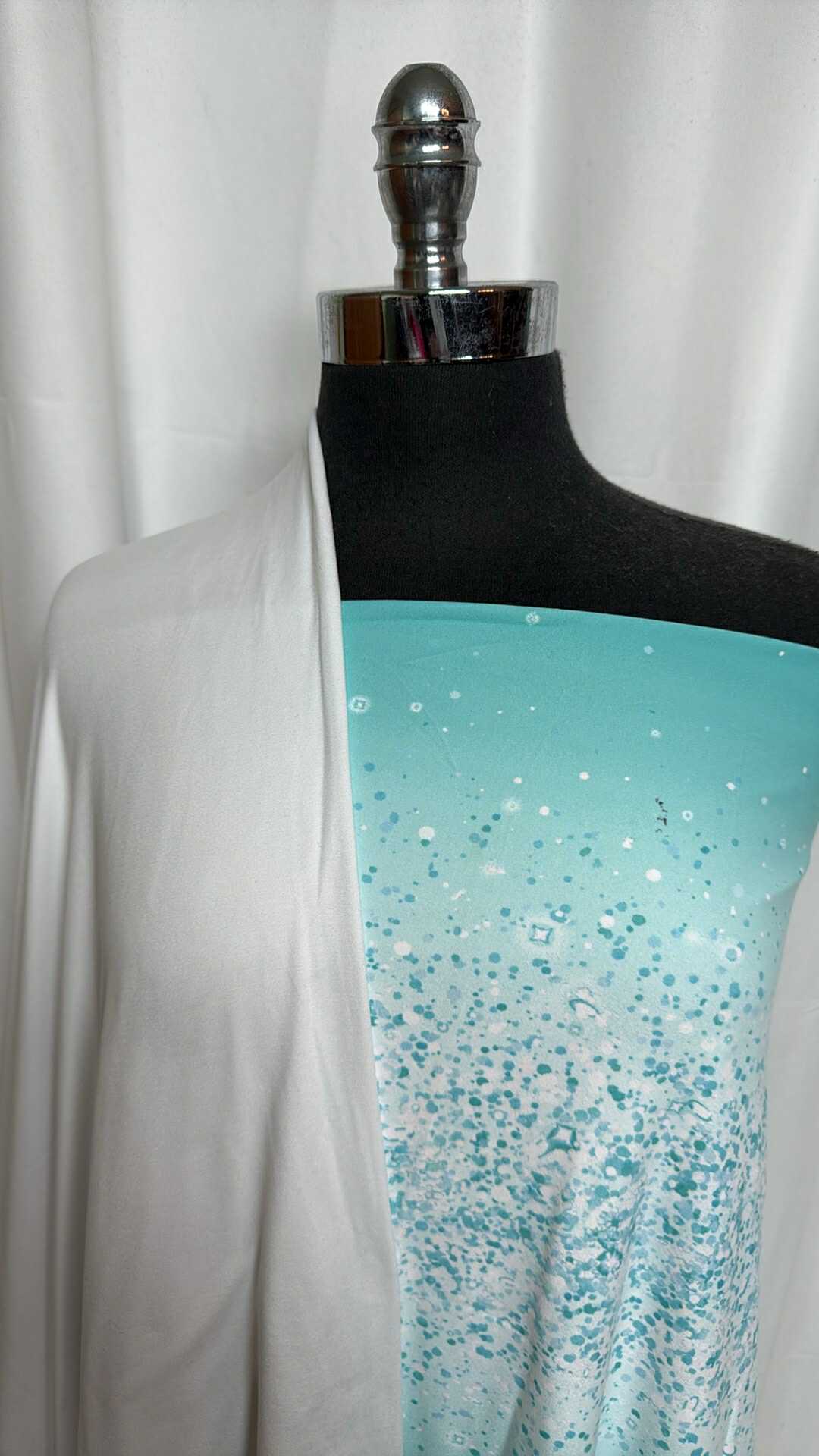 WHITE/OMBRE GLITTER BUNDLE : 1YD White DBP & 1YD Ombre Glitter Single-Brushed PF : A29168