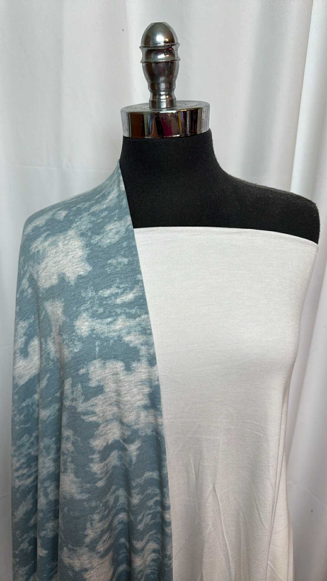 IVORY/CLOUD TIE DYE BUNDLE : 2YD Cloud Tie Dye PRS FT & 2YD Ivory R/S : A27536