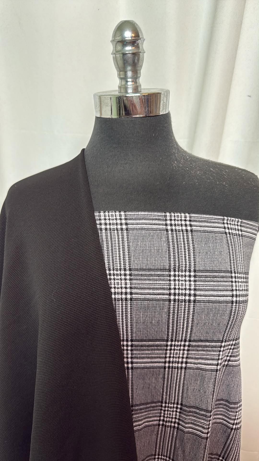 BLACK/GREY PLAID BUNDLE : 2YD Grey Plaid DBP & 2YD Black Ottoman : A31106