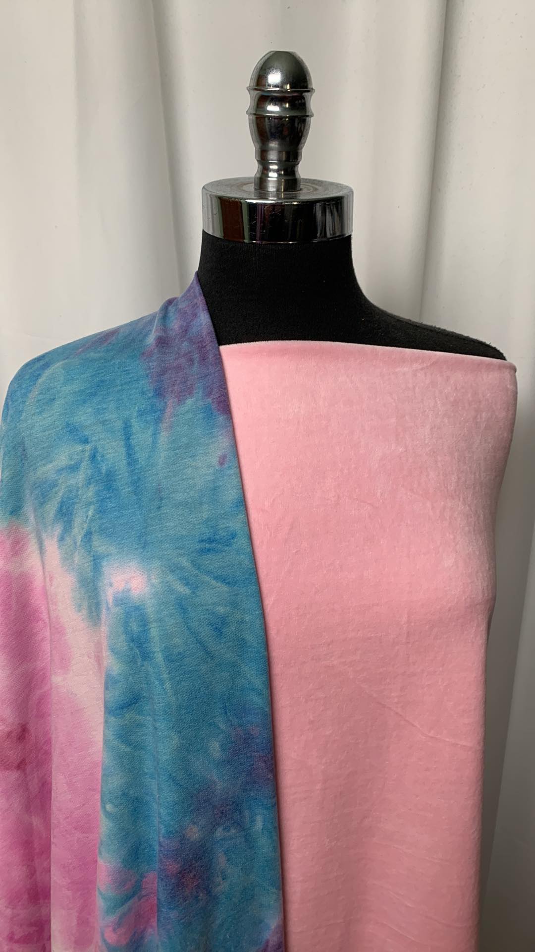 PINK/TIE DYE BUNDLE : 2YD Pink Stretch Velour & 2YD Tie Dye PRS FT : A1798