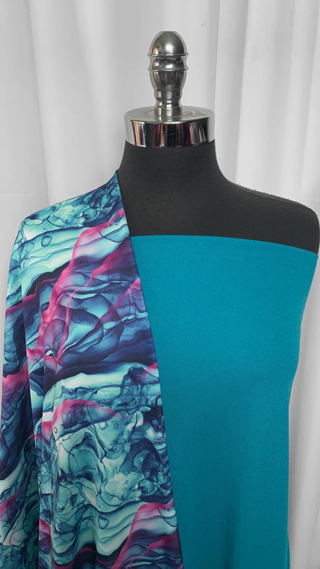 PEACOCK/AQUA GEODE BUNDLE : 2YD Peacock Ribbed PF & 1.5YD Aqua Geode Sport Fleece : A25489
