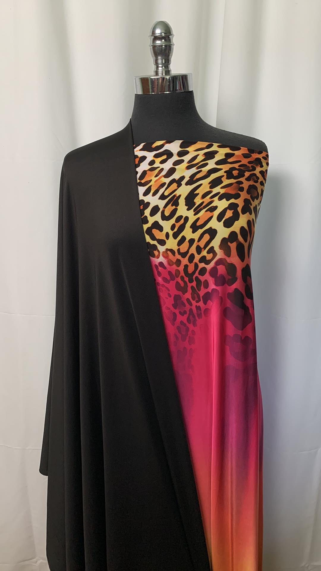 LEOPARD/BORDER BUNDLE : 2YD Leopard Double-Border Venezia & 2YD Solid Black Yoga PF : A1994