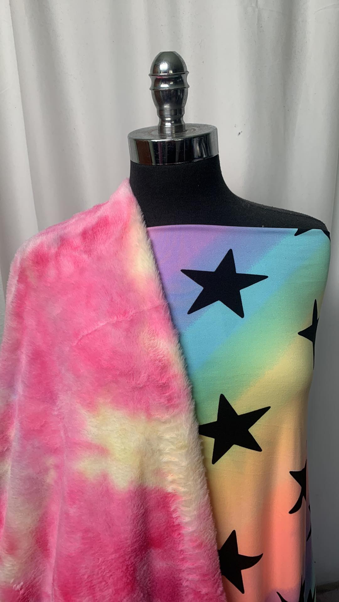 TIE DYE FUR/STARS BUNDLE : 2YD Tie Dye Stars DBP & 2YD Tie Dye Fur : A1647