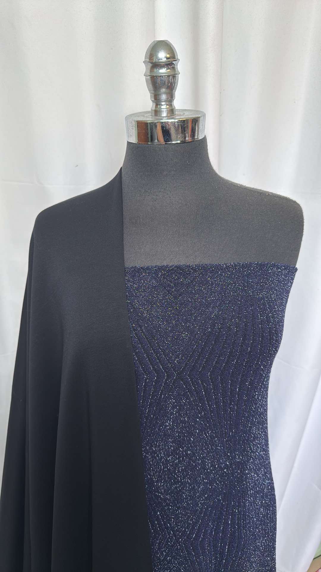 BLACK/NAVY LUREX BUNDLE : 2YD Navy Lurex Jacquard DK & 2YD Black Cupro Scuba : A26091