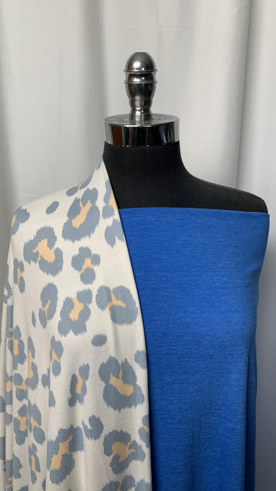 BLUE LEOPARD BUNDLE : 2YD Blue C/P Jersey & 2YD Leopard Oakley SK : A1539