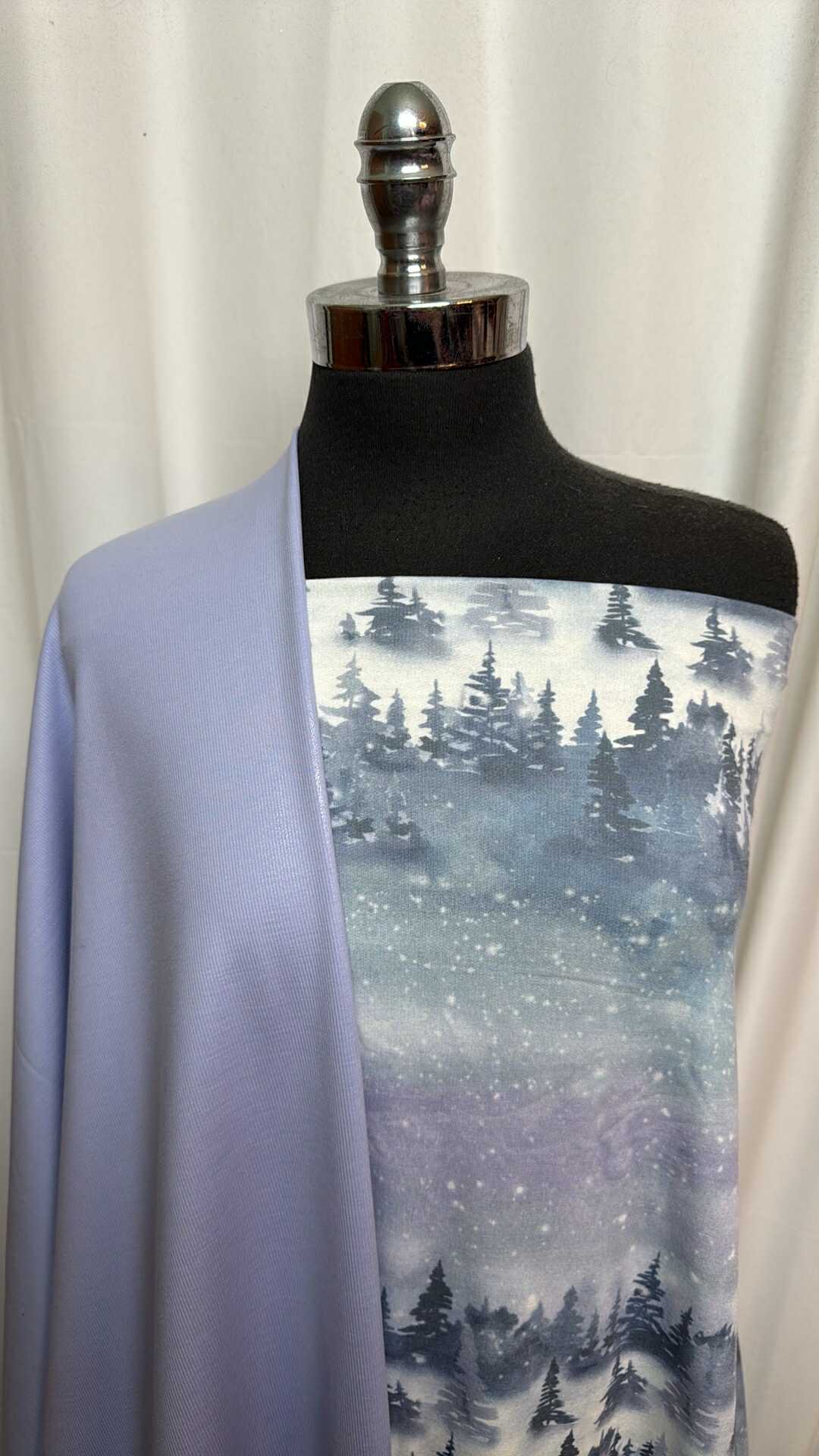 LAVENDER/MOUNTAINS BUNDLE : 2YD Lavender Foil Rib PF & 2.5YD Mountains PRS FT : A28122
